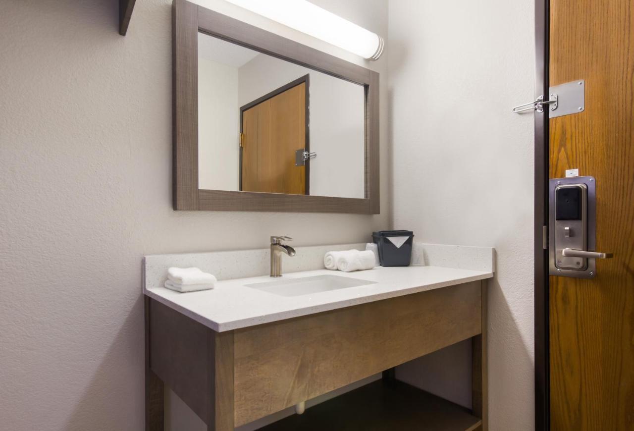 Red Roof Inn ローレンスバーグ エクステリア 写真