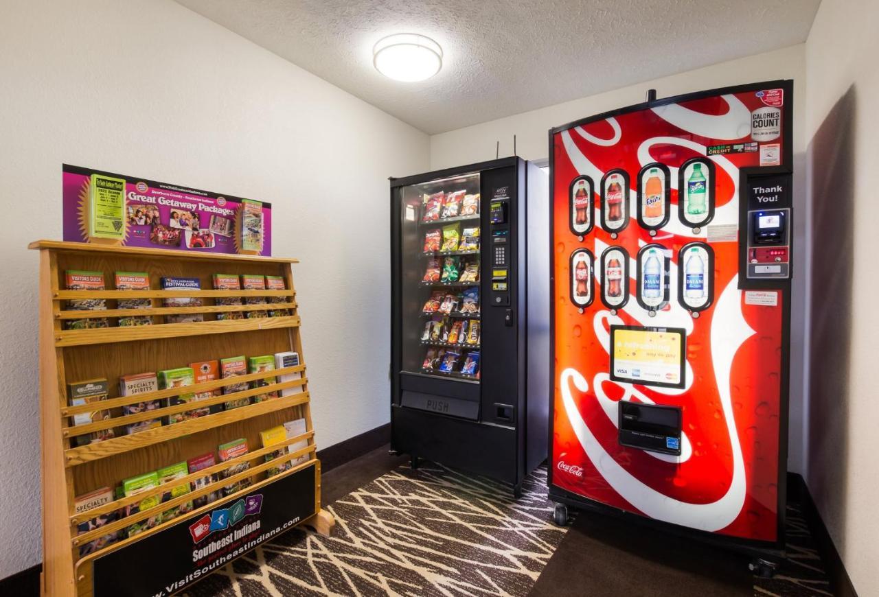Red Roof Inn ローレンスバーグ エクステリア 写真
